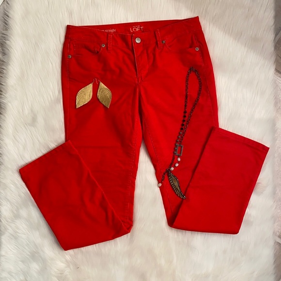 LOFT Pants - Loft 28/6 Petite Modern Straight Red Corduroy Pants ❤️